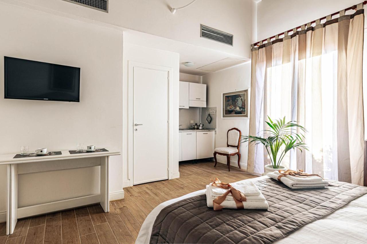 Giulio Cesare 14, Hotel 3*